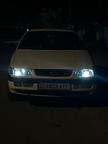 sprinter 2003: Volkswagen Passat: 1993 г., 1.8 л, Механика, Бензин, Седан — 1