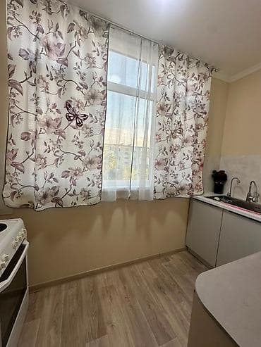Недвижимость: 2 комнаты, 60 м², 105 серия, 5 мкр 105 серия, 4 этаж, Евроремонт — 7