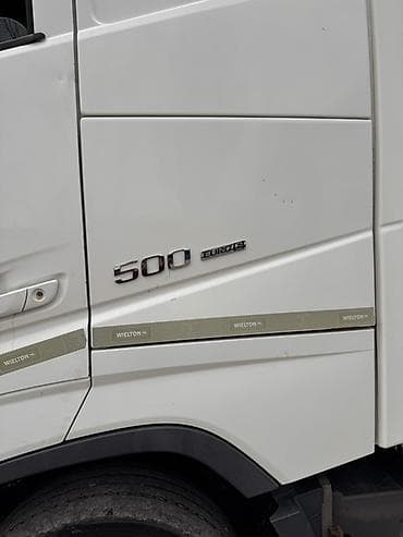 атего шторка: Тягач, Volvo, Тентованный — 5