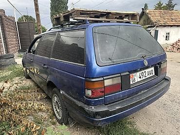 катер водный: Volkswagen Passat: 1988 г., 1.8 л, Механика, Универсал — 2