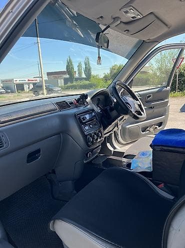 Honda CR-V: 2001 г., 2 л, Автомат, Бензин, Кроссовер — 9