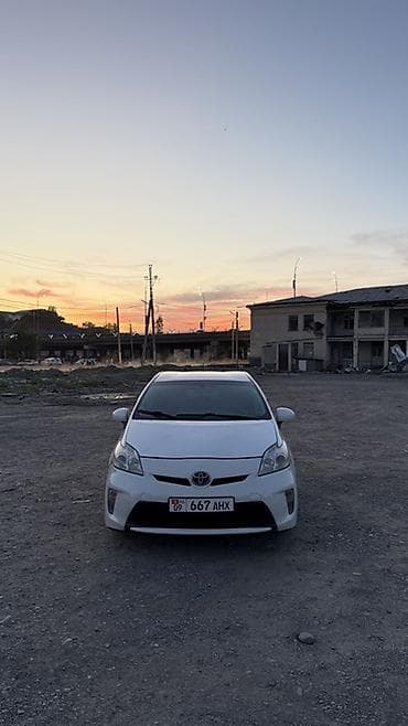 протива вес: Toyota Prius: 2012 г., 1.8 л, Вариатор, Гибрид, Хэтчбэк — 2