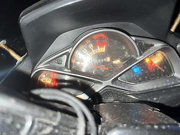 3 sfe: Скутер/мопед Макси 50–125 см³ (бензиновый), черный Описание и — 4