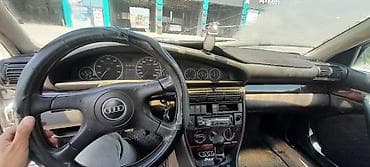 зеркало на виш: Audi 100: 1991 г., 2.3 л, Механика, Бензин, Седан — 7