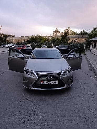 Транспорт: Lexus ES: 2018 г., 2.5 л, Гибрид — 6