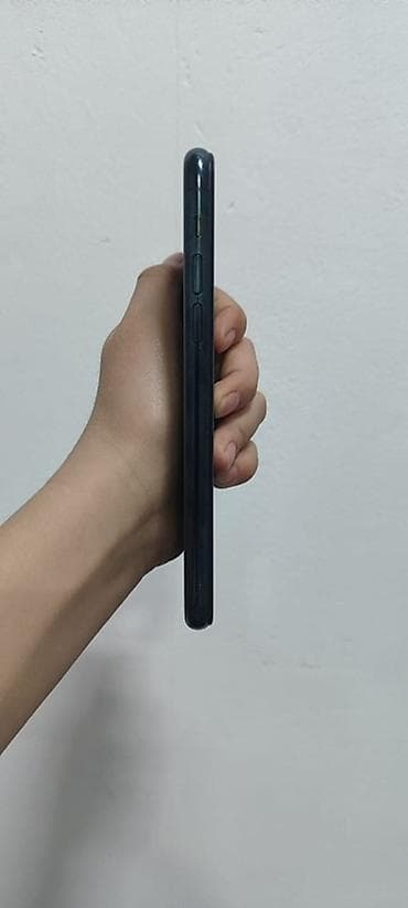 aphone 12 pro: IPhone 11 Pro, Matte Midnight Green, 100 % — 2