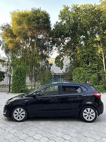 Транспорт: Kia Rio: 2012 г., 1.4 л, Автомат, Бензин, Хэтчбэк — 8