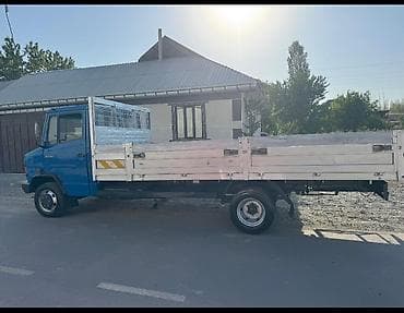 plug in: Mercedes-Benz : 1994 г., 4 л, Дизель, Фургон — 4