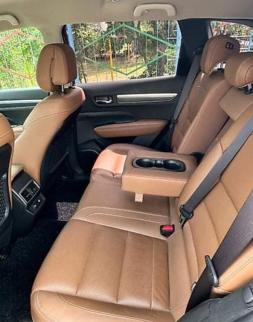 renault sandero stepway: Renault QM6: 2022 г., 0.2 л, Автомат, Газ, Кроссовер — 4