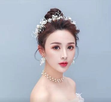 свадебная диадема: Свадебный аксессуар, Свадебная диадема, тиара, Новый, цвет - Белый — 1