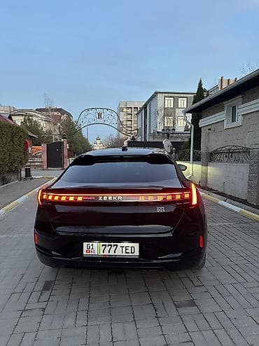 will cypha: Zeekr 001: | 2023 г. Седан — 9