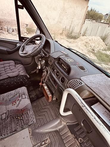 спринтер 1 скат: Mercedes-Benz Спринтер: 2004 г., 2.7 л, Механика, Дизель, Бус — 8