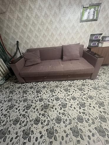 solutions third edition: Прямой диван — 2