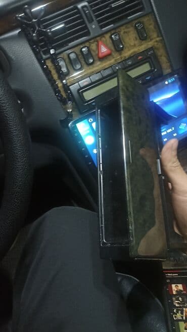 спидометр на спринтер: На мерседес 210 авангард бардочек консоли в хорошем состоянии механизм — 1