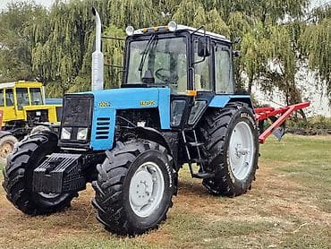 Модель: 1221, Новый, 2010 г., Трактор с другими агрегатами