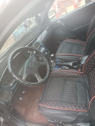 авто кытай: Toyota Carina E: 1992 г., 2 л, Механика, Бензин, Лифтбек — 8