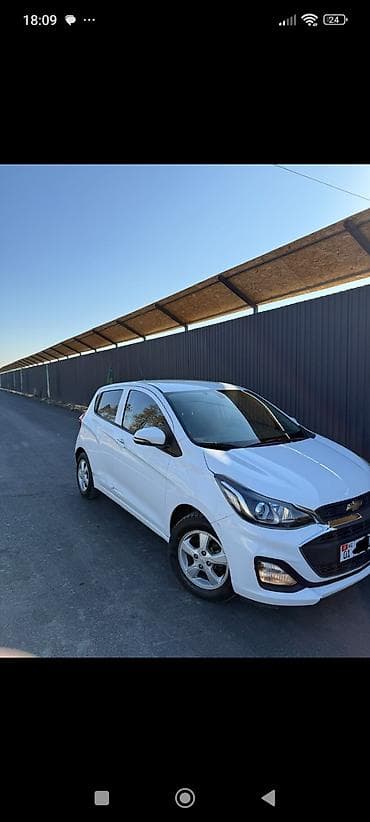 smart авто: Chevrolet Spark: 2021 г., 1 л, Автомат, Бензин, Хэтчбэк — 2