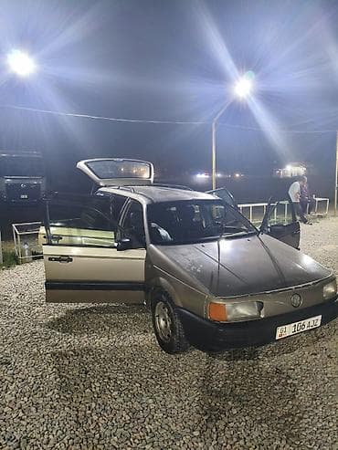 Транспорт: Volkswagen Passat: 1991 г., Механика, Универсал — 2
