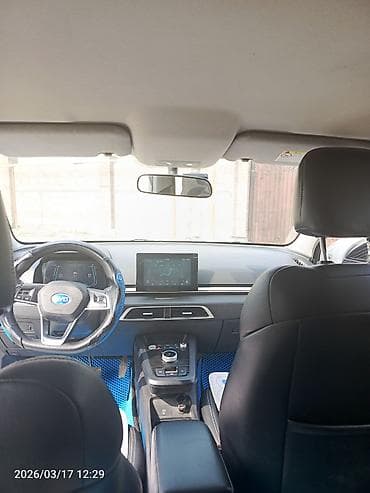 BYD: BYD E3: 2020 г., 0.1 л, Электромобиль, Седан — 4