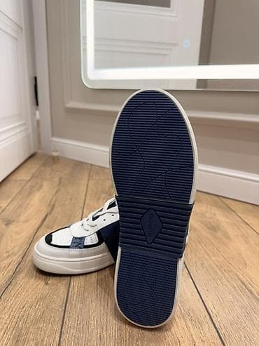 Мужские кроссовки, 42, Valentino Garavani, Новый, цвет - Белый, Самовывоз — 3