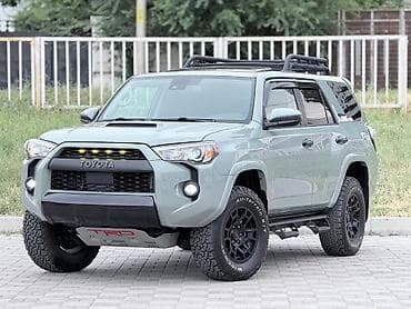 щиток: Toyota 4Runner: 2021 г., 4 л, Автомат, Бензин, Внедорожник — 2