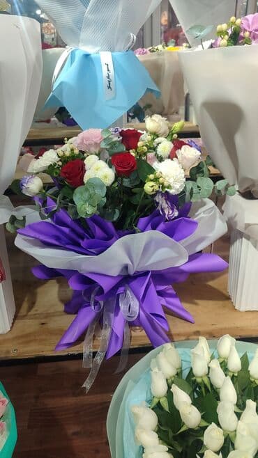 органайзер бишкек: Требуется опытные флористки — 6