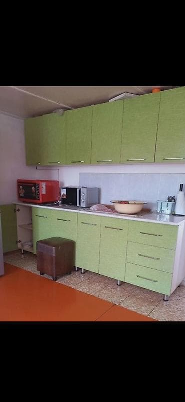 дом 6 комнат: 55 м², 3 комнаты, Забор, огорожен — 1