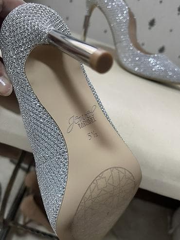 Туфли, 35.5, Badgley Mischka, Новый, цвет - Серебристый, Самовывоз