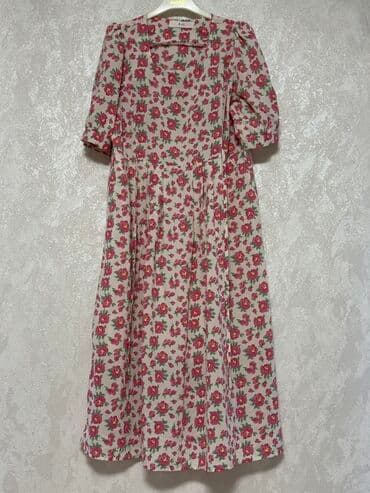 новогоднее платье для беременных: Зеленое платье один выход с поясом 500сом Коричневое платье макси — 6