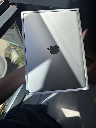 Ноутбуки и аксессуары: Б/у, Apple M2, ОЗУ, RAM: 8 ГБ — 3