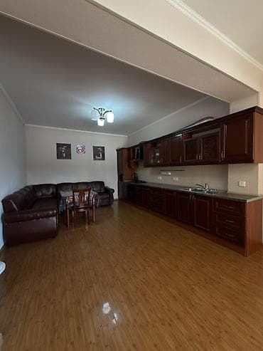 дом участак: 🏡 Продаётся дом - 600 м2 ⛳️ Участок - 10 соток 📍Локация: с. Кок-Жар — 4