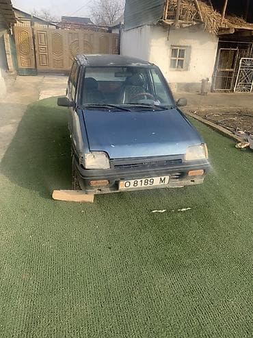 для салона авто: Компактный городской хэтчбек, 5 дверей, синий цвет кузова. Практичный — 4