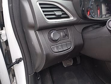 спарк 1: Chevrolet Spark: 2020 г., Хэтчбэк — 7