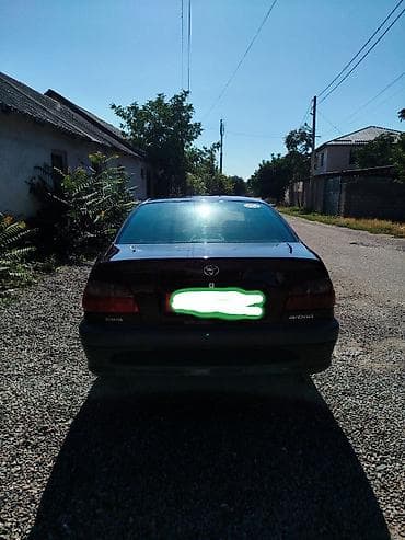 range over: Toyota Avensis: 2001 г., 1.8 л, Механика, Бензин, Седан — 2