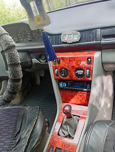 гигант мерс окно: Mercedes-Benz W124: 1989 г., 2.3 л, Механика, Бензин, Седан — 5