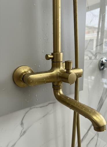 банные веники купить: Смеситель для ванны и душа, Тропический душ, Установка: Наружный монтаж, Материал: Латунь, Функции: Без функций — 1