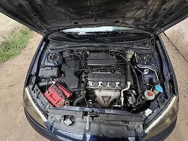 шаравой сивик: Honda Civic: 2004 г., 1.7 л, Автомат, Бензин, Седан — 8
