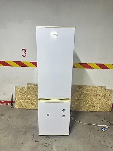 продаю морозилник: Холодильник Beko, Двухкамерный — 9