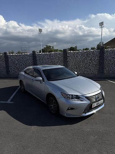 ls 470: Lexus ES: 2016 г., 2.5 л, Автомат, Гибрид — 2