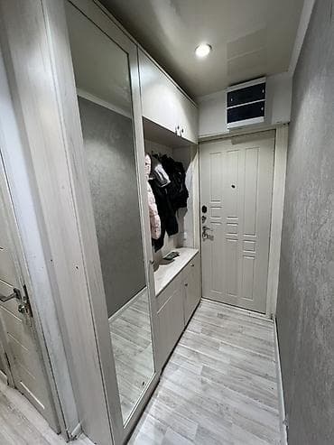 прихожая из дерева: Гарнитур для прихожей, Б/у, Шкаф, ДСП — 2