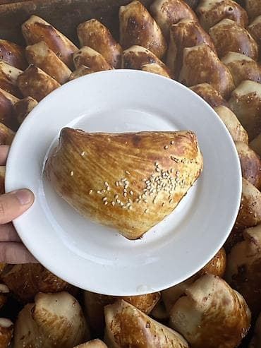 Тандырные самсы (С говядиной) Улица Л. Месароша 94 Можем отправить at lalafo.kg Тандырные самсы (С говядиной) Улица Л. Месароша 94 Можем отправить