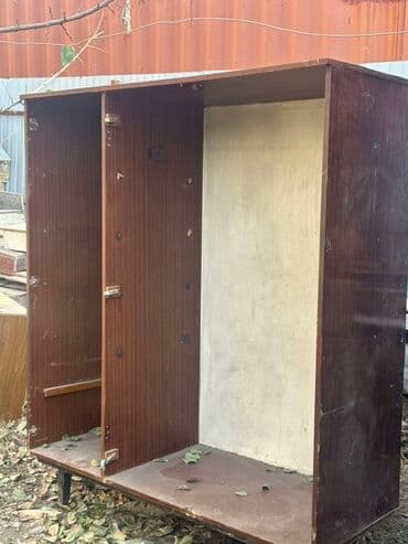 шкафы одежды: Шкаф для одежды, Б/у, Прямой, Другой материал — 2