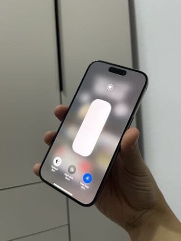 телефоны 1500: IPhone 15 Pro, Колдонулган, 256 ГБ, Natural Titanium, Куту, 82 % — 2