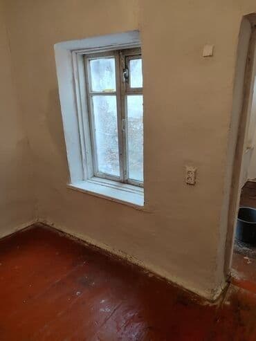 Үйдү ижарага алам: 60 кв. м, 2 бөлмө, Забор, тосулган, Жертөлө, ороо — 4