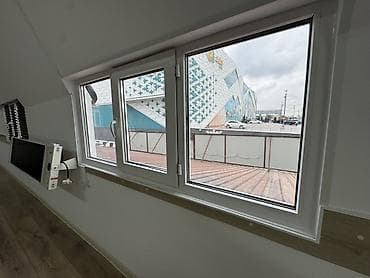 Кыймылсыз мүлк: Светлое многофункциональное помещение открытой планировки. Сдаю — 1