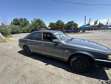 Mazda 626: 1988 г., 2 л, Механика, Бензин, Седан — 3