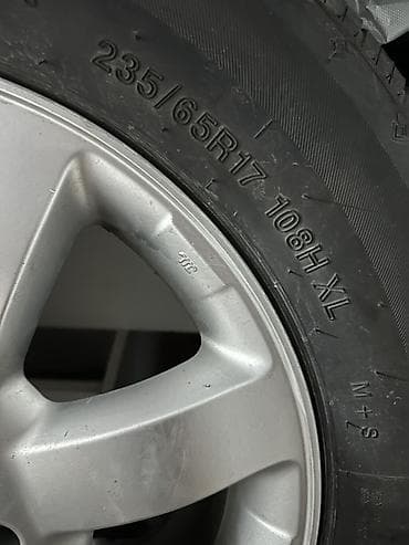 185 70 13: Оригинальное колесо Honda в сборе: литой диск + шина. - Диск — 3