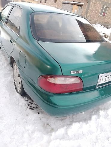 на 626: Mazda 626: 2002 г., Автомат, Седан — 3