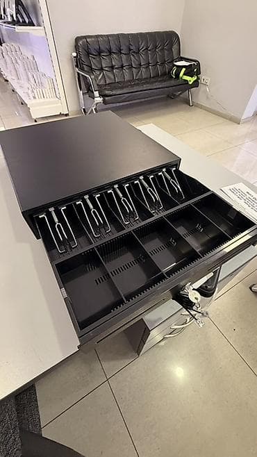 focus print: Кассовый денежный ящик (черный), совместимый с POS/ККМ - Форм‑фактор — 4