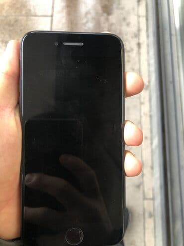 купить бу ноутбук: IPhone 8, Б/у, 64 ГБ — 2